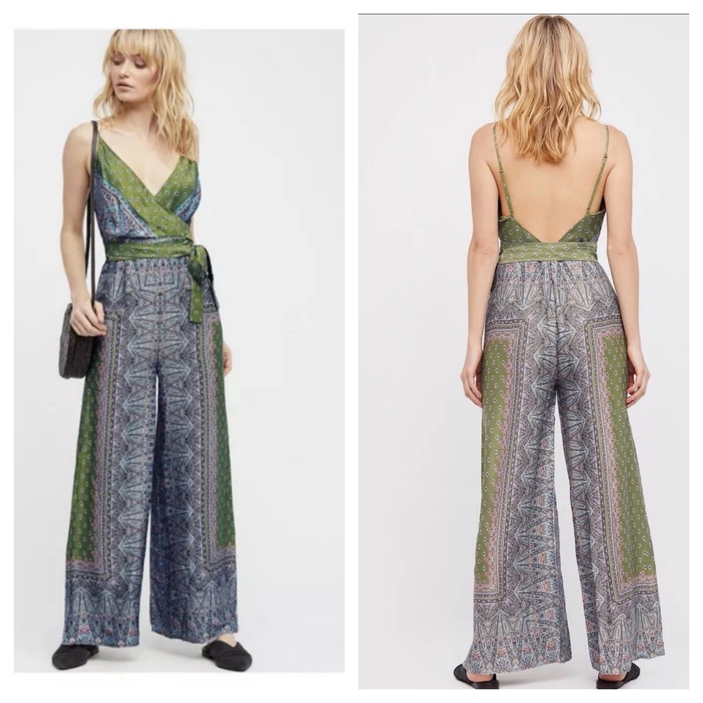 Free People Britt Printed Playsuit Jumpsuit Romper Silky Wide Leg Size 4